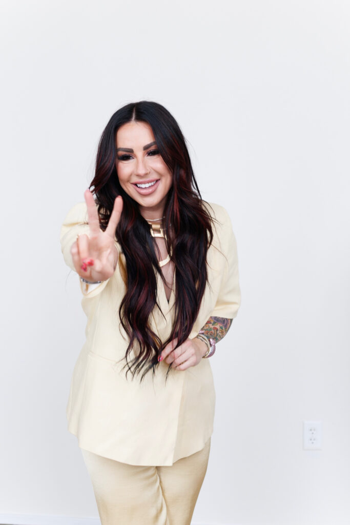 youthful magnolia - ALLIE